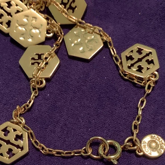 Tory Burch gold delicate hexagon logo charms bracelet - Picture 5 of 5